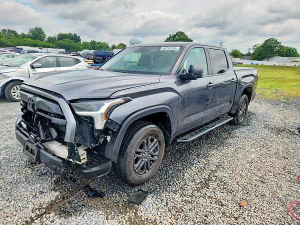 2025 TOYOTA TUNDRA