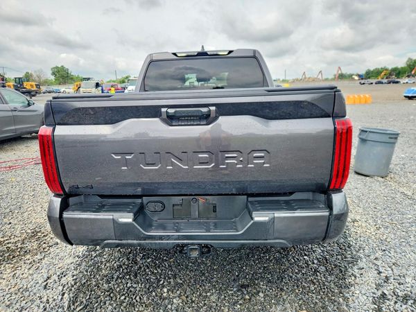 2025 TOYOTA TUNDRA