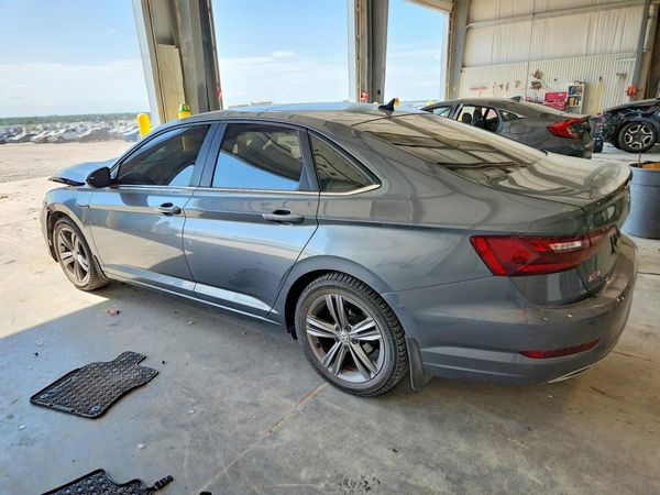 2021 VOLKSWAGEN JETTA S / SE / R-Line