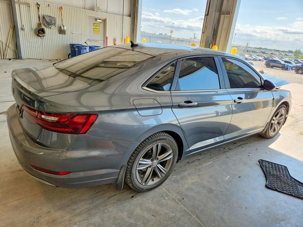 2021 VOLKSWAGEN JETTA S / SE / R-Line