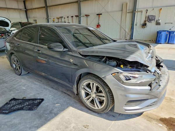 2021 VOLKSWAGEN JETTA S / SE / R-Line