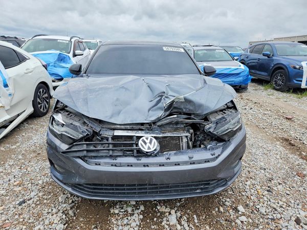 2021 VOLKSWAGEN JETTA S / SE / R-Line