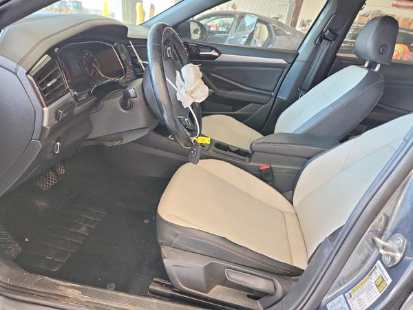 2021 VOLKSWAGEN JETTA S / SE / R-Line