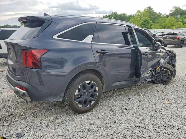 2025 KIA SORENTO