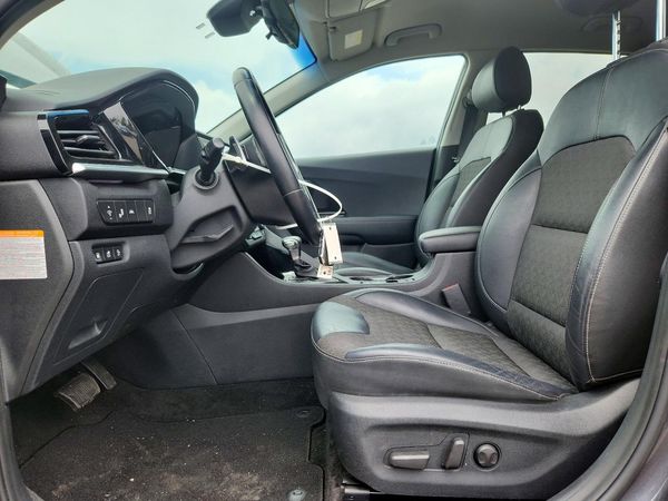 2020 KIA NIRO