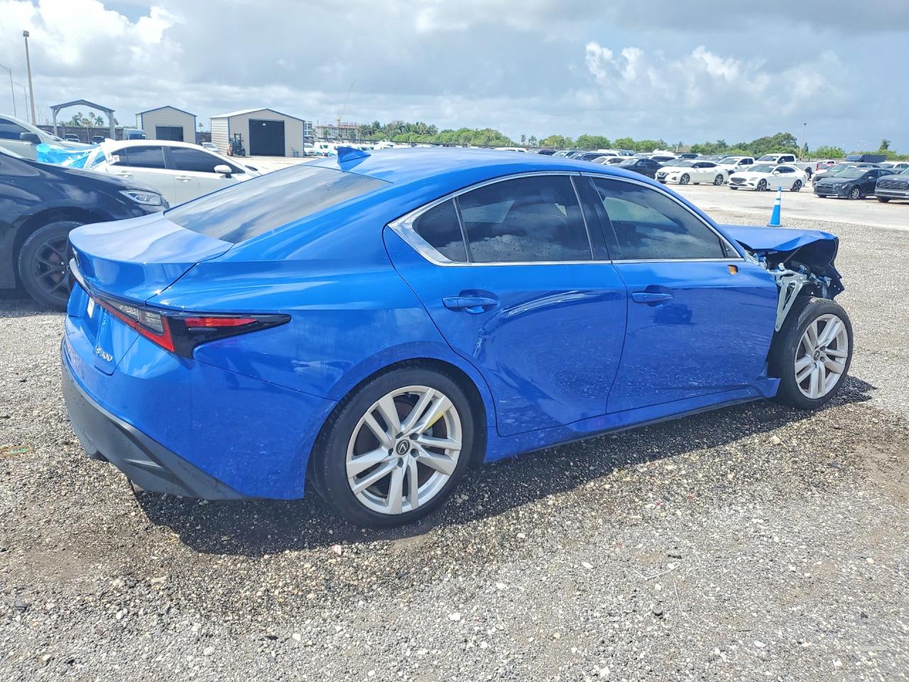 2024 LEXUS IS 300 300 Comfort