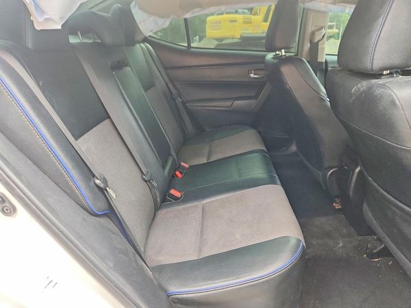 2017 TOYOTA COROLLA