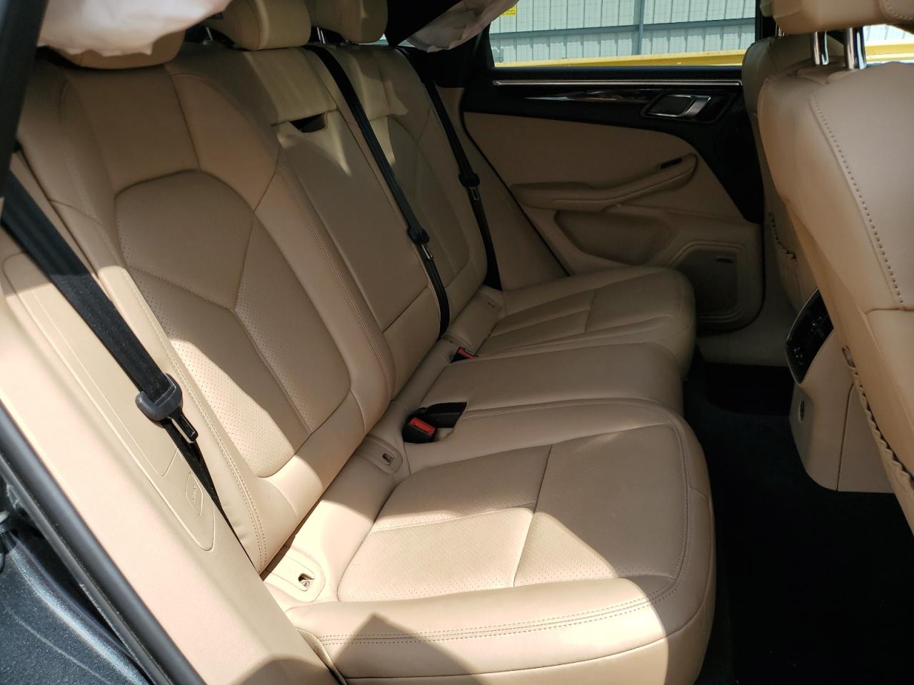 2023 PORSCHE MACAN