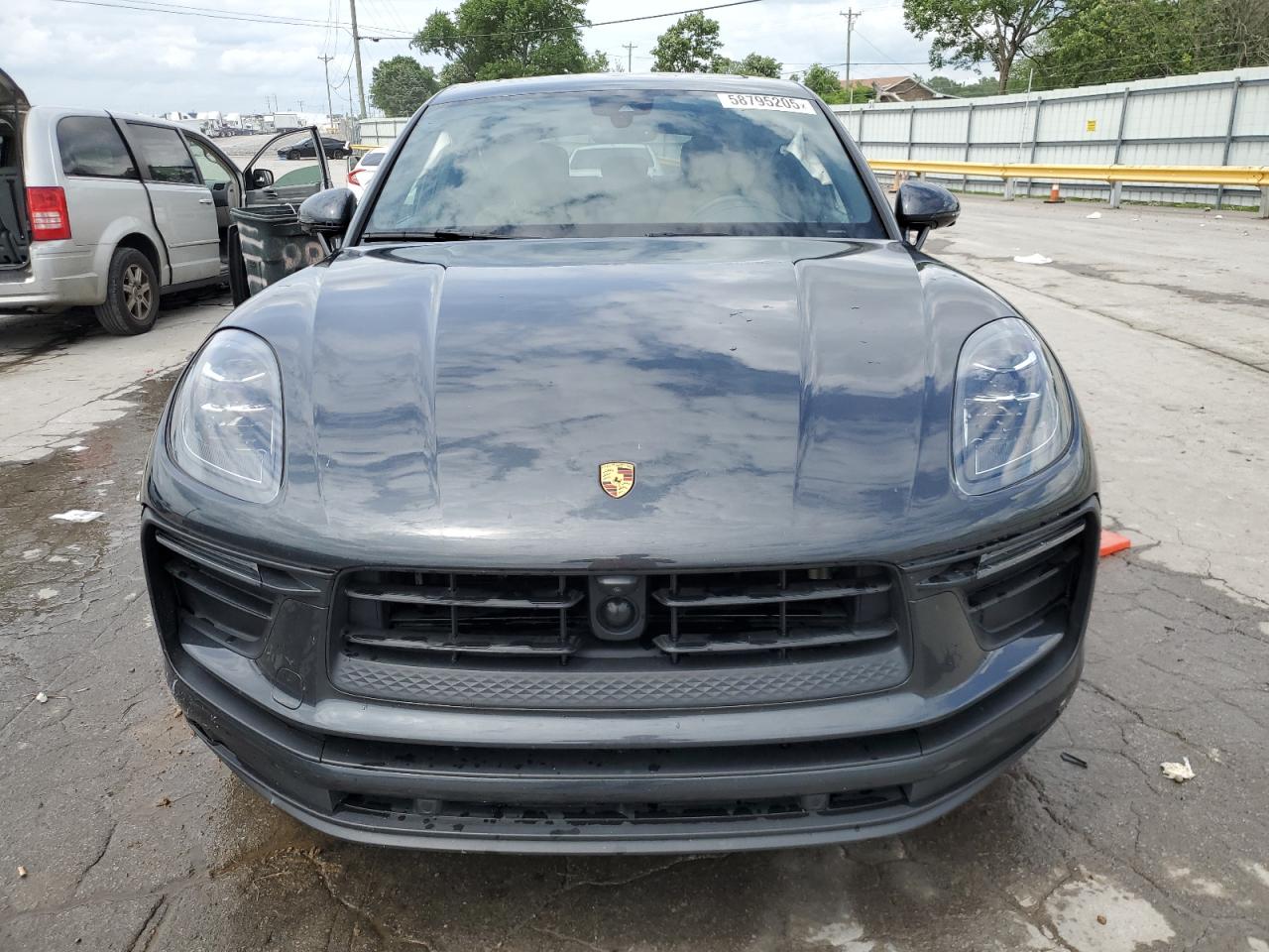2023 PORSCHE MACAN