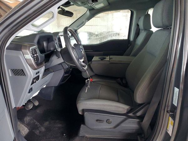 2025 FORD F150 XLT