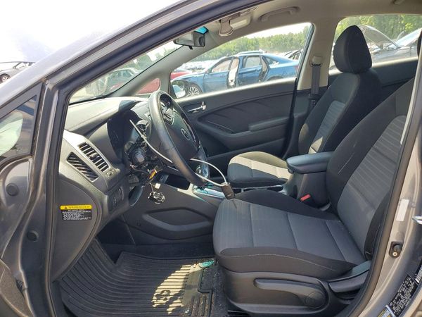 2017 KIA FORTE LX Popular, S