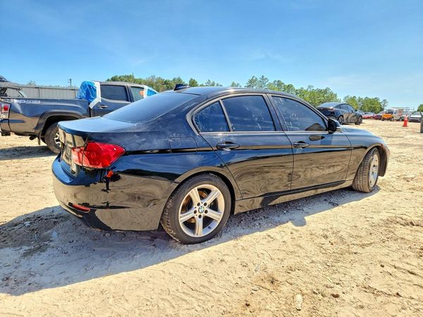 2013 BMW 328 SA