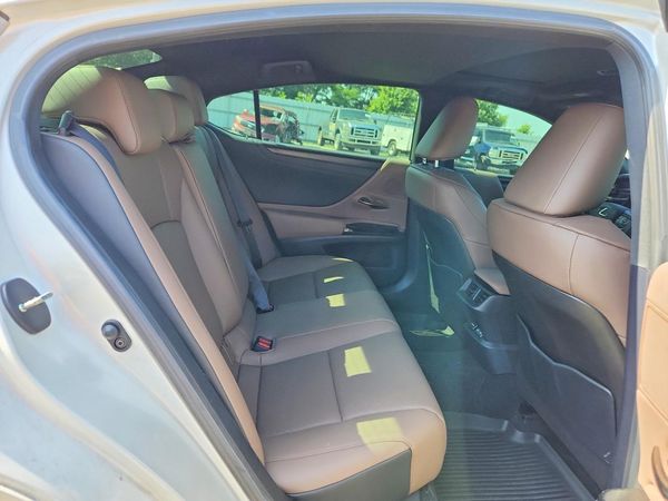 2025 LEXUS ES 350 350 Premium