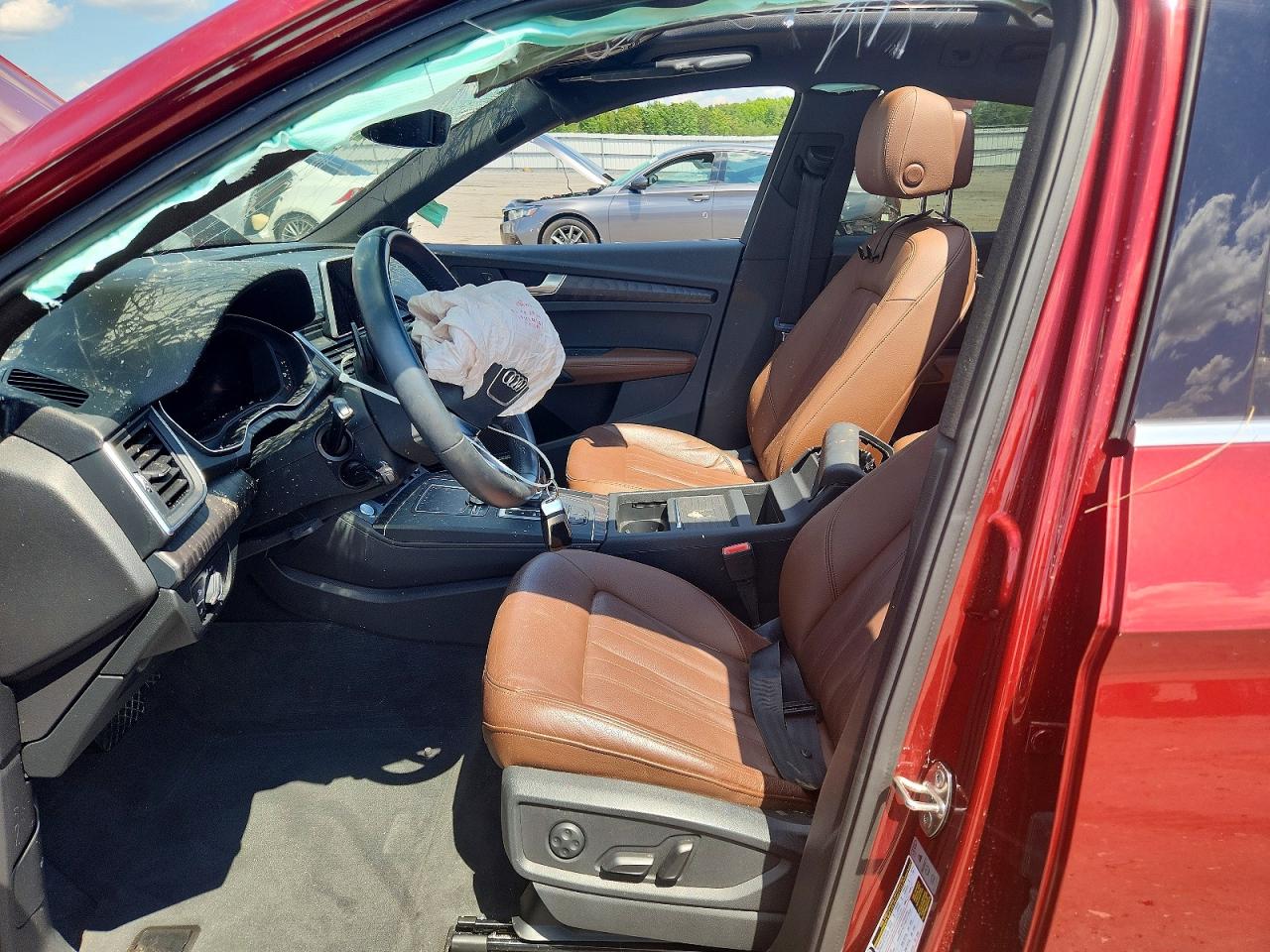 2020 AUDI Q5 quattro Premium Plus