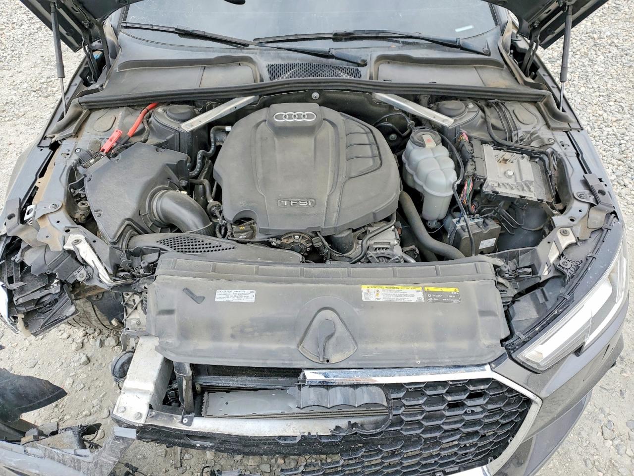 2019 AUDI A4 quattro Premium Plus