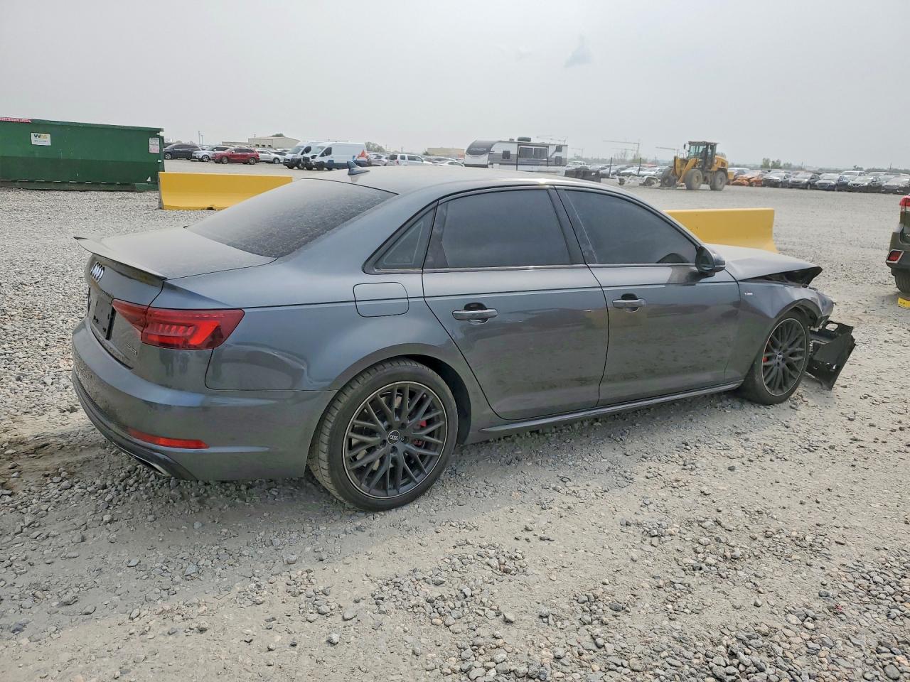 2019 AUDI A4 quattro Premium Plus