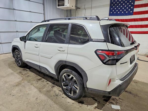 2025 SUBARU FORESTER Limited