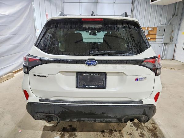 2025 SUBARU FORESTER Limited