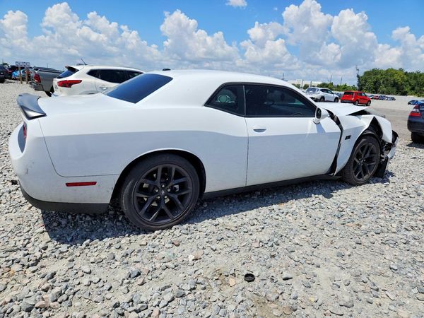 2022 DODGE CHALLENGER R/T