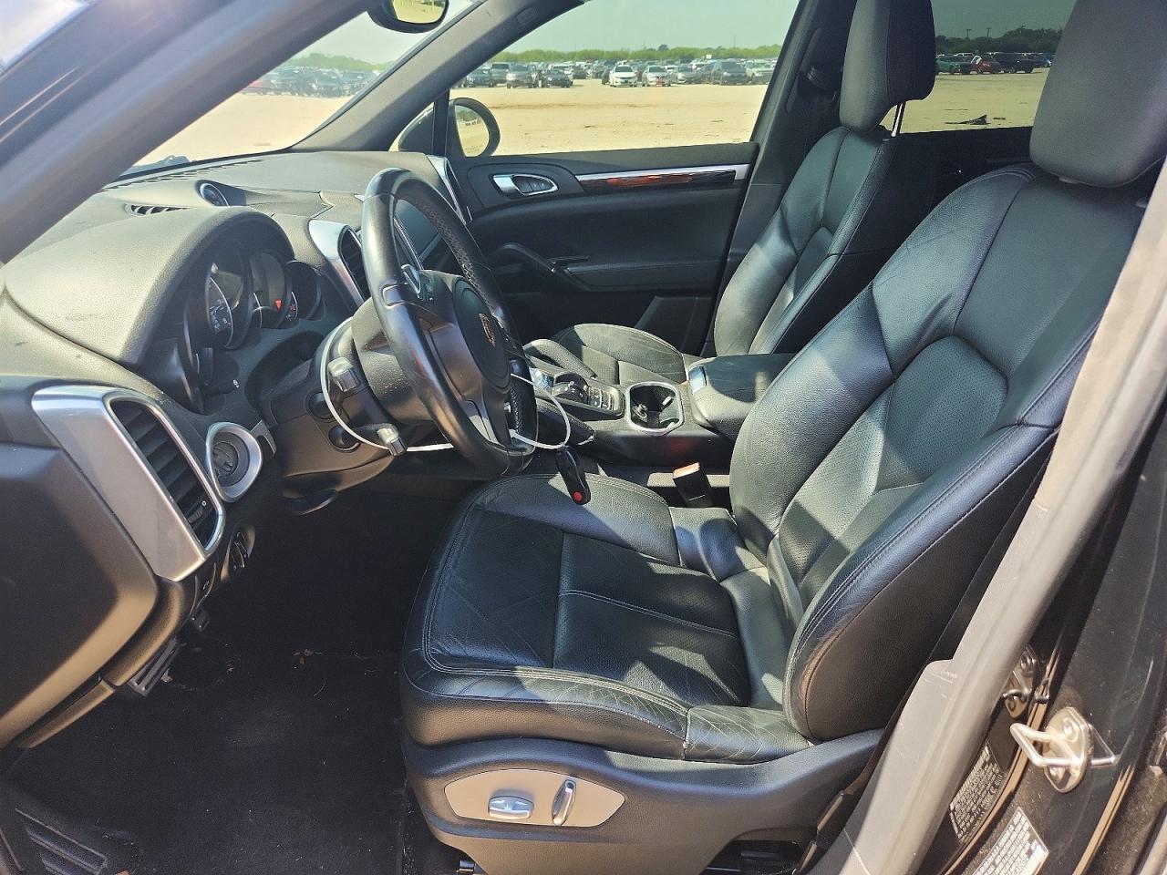 2014 PORSCHE CAYENNE S