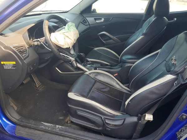 2013 HYUNDAI VELOSTER