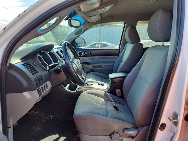 2012 TOYOTA TACOMA