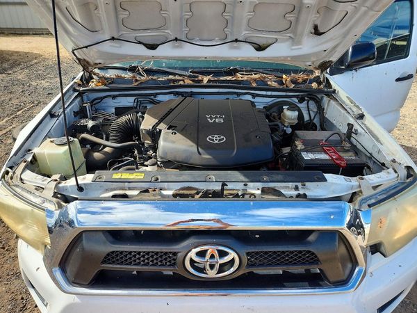 2012 TOYOTA TACOMA