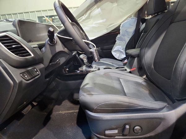 2026 KIA SELTOS SX — DENT