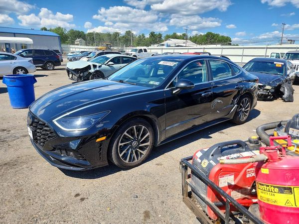 2021 HYUNDAI SONATA Limited