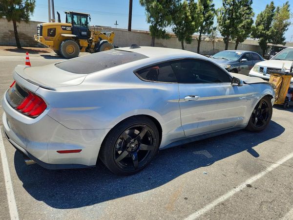 2019 FORD MUSTANG