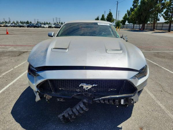 2019 FORD MUSTANG