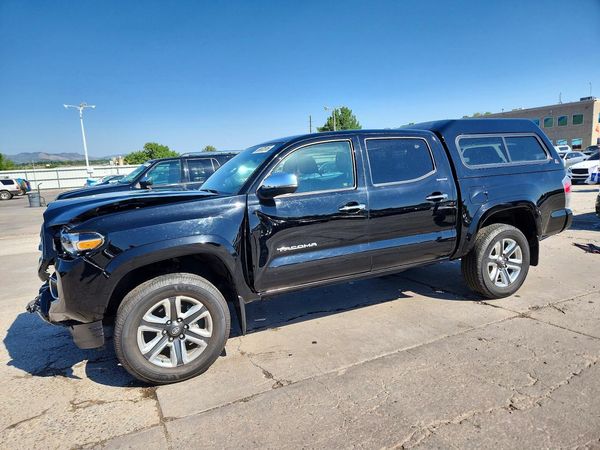 2017 TOYOTA TACOMA