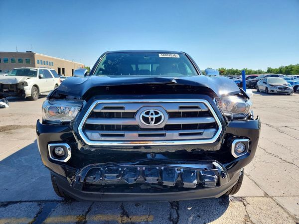 2017 TOYOTA TACOMA Limited