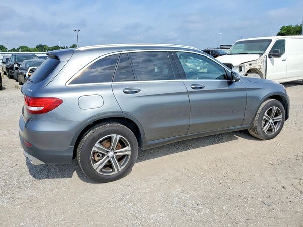 2016 MERCEDES-BENZ GLC GLC300 Base-4M