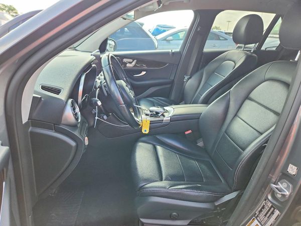 2016 MERCEDES-BENZ GLC GLC300 Base-4M