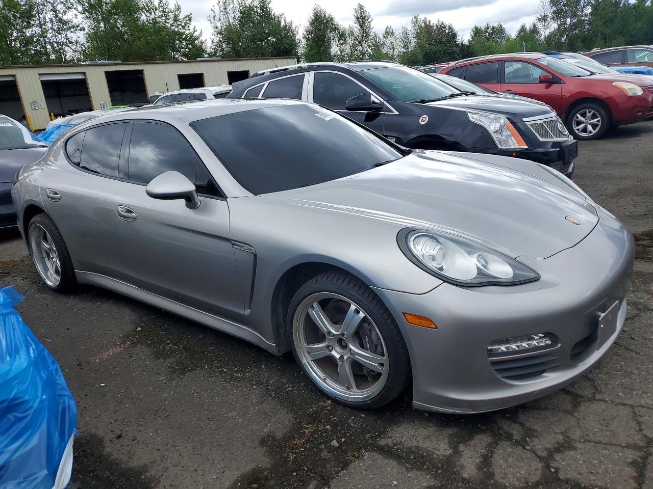 2011 PORSCHE PANAMERA Base (2WD), 4 (4WD)