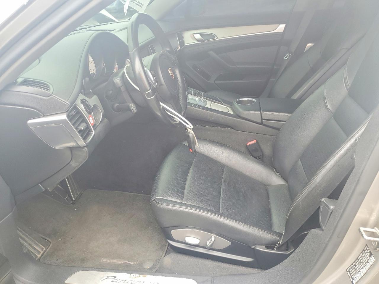 2011 PORSCHE PANAMERA Base (2WD), 4 (4WD)
