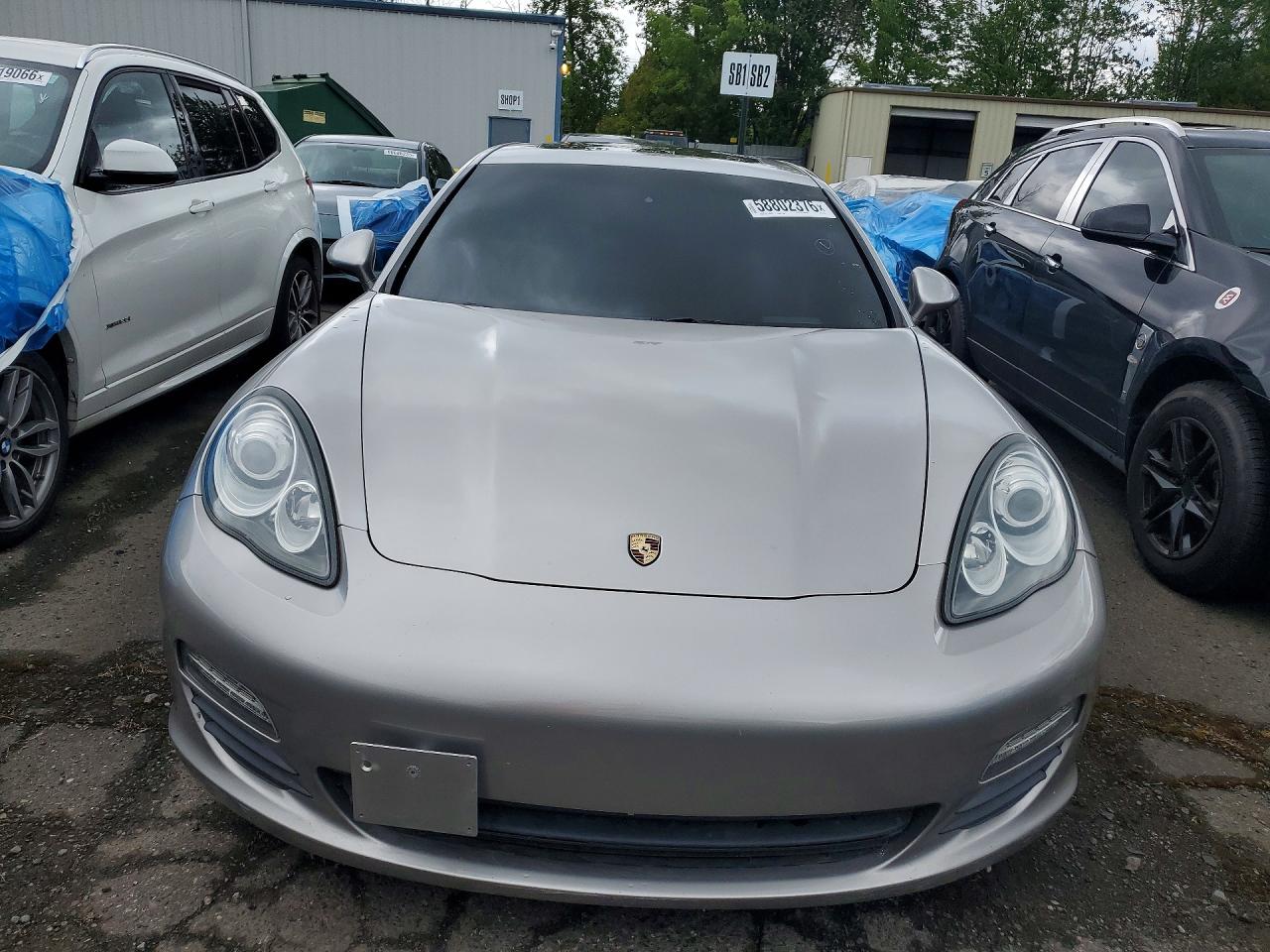 2011 PORSCHE PANAMERA Base (2WD), 4 (4WD)