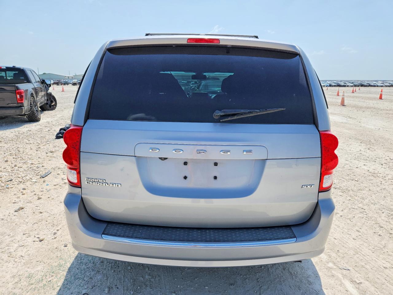 2020 DODGE GRAND CARAVAN SXT