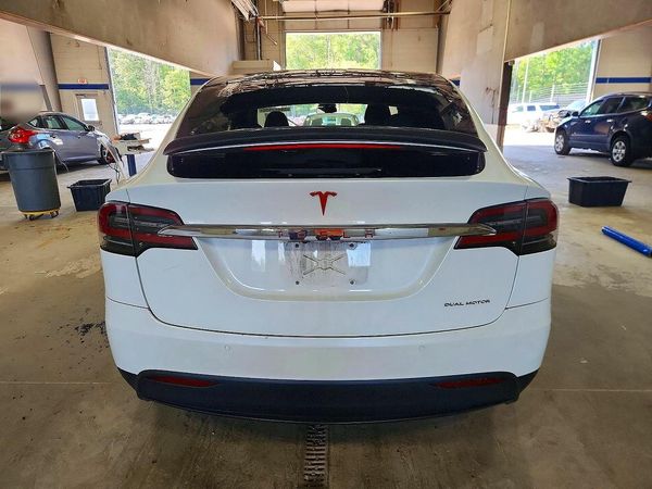 2020 TESLA MODEL X
