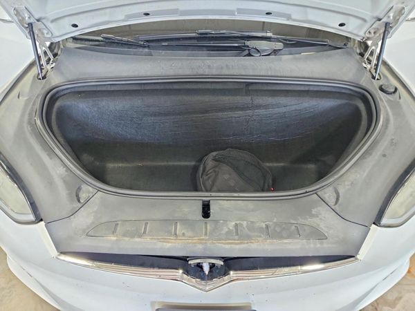 2020 TESLA MODEL X