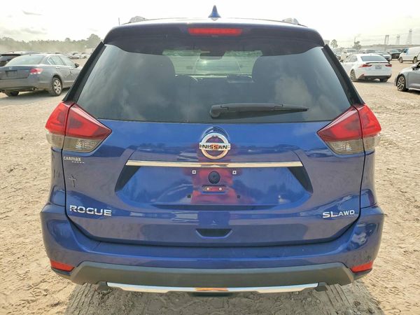 2018 NISSAN ROGUE