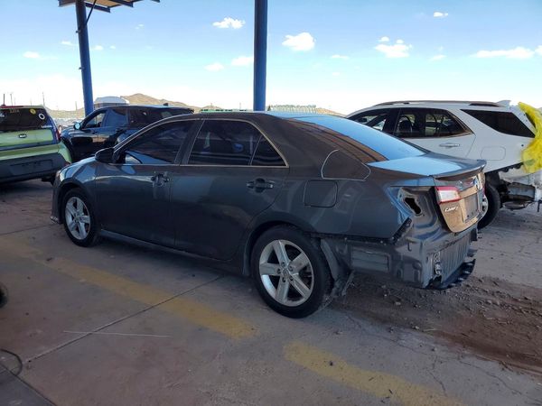 2012 TOYOTA CAMRY