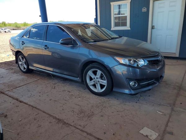 2012 TOYOTA CAMRY