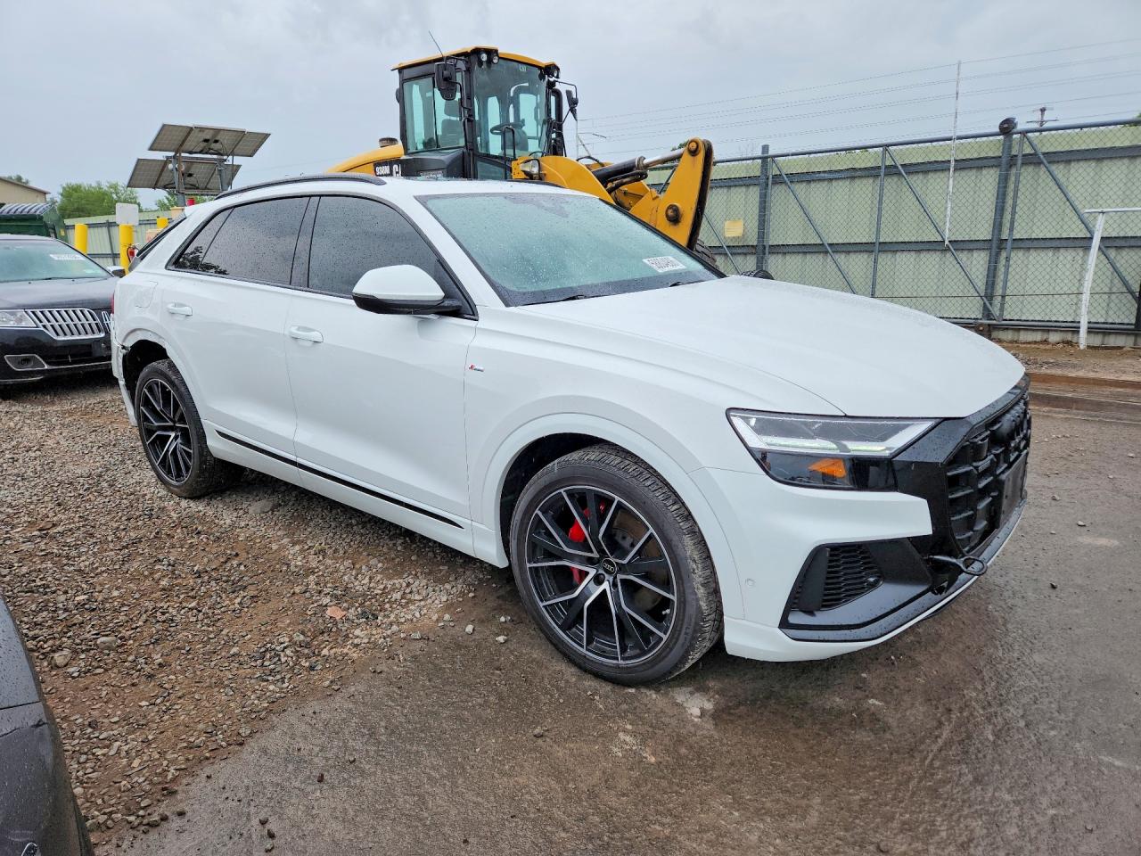 2022 AUDI Q8