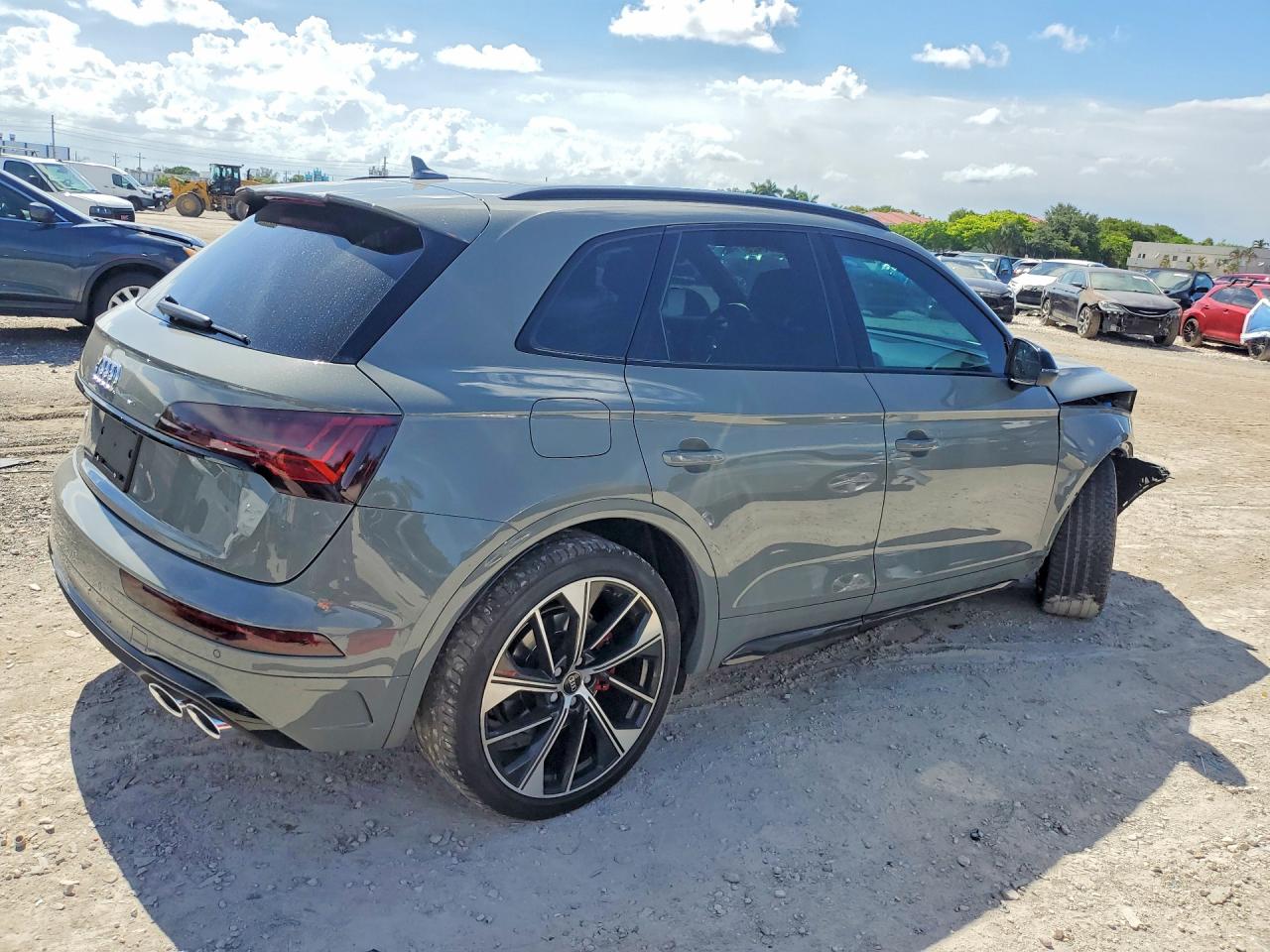 2021 AUDI SQ5