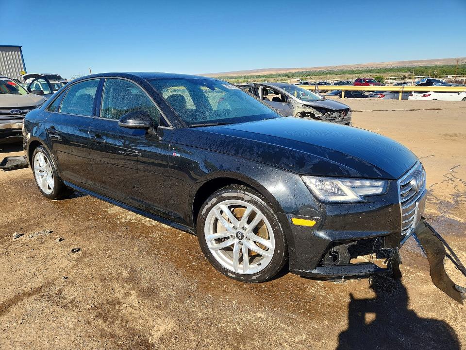 2017 AUDI A4 quattro Premium