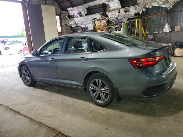 2023 VOLKSWAGEN JETTA SE w/ Sunroof