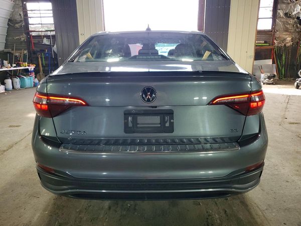 2023 VOLKSWAGEN JETTA SE w/ Sunroof