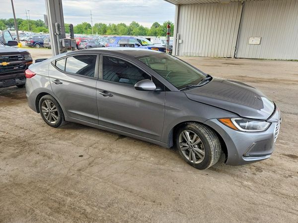 2018 HYUNDAI ELANTRA